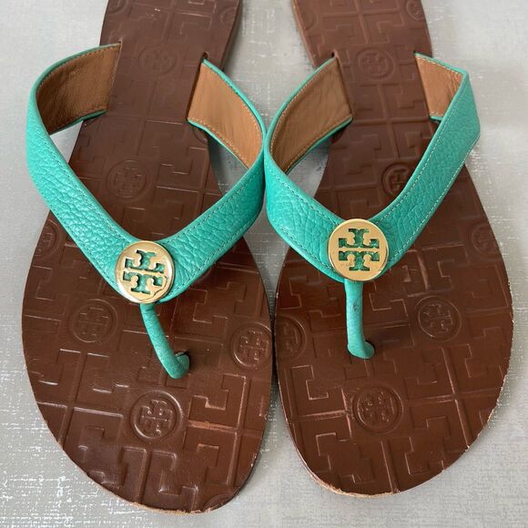 Tory Burch Thora Sandals Teal Green Leather Flip-Flops Gold Logo Sz 10 M - Picture 2 of 9